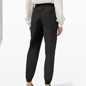 Lululemon Warpstreme High-Rise 7/8 Jogger Black Like New